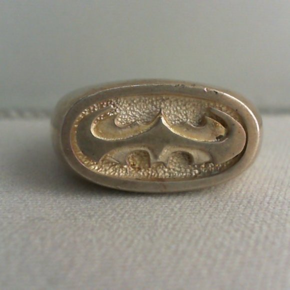 Batman Symbol Logo Insignia Layered Depth Design Sterling Silver Ring Unisex - Picture 4 of 9